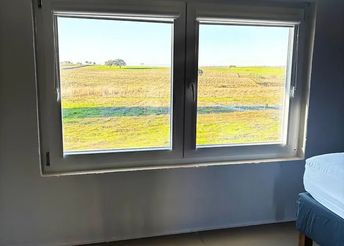 Monte Da Palmeira Feedme Farm Bicas